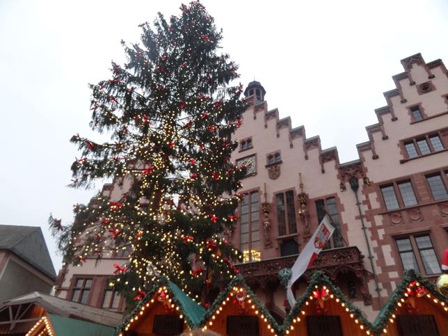 Frankfurt Alemanha - Mercado de Natal na praça Römerberg