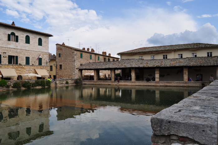 Val d'Orcia Toscana Itália - bagnovignoni (2)