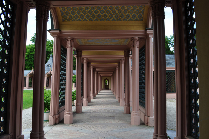 Castelo de Schwetzingen na Alemanha e seus belos jardins