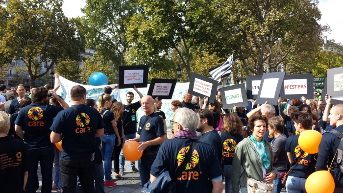 O dia em que acidentalmente participei de uma marcha pelo clima em Paris (Marche pour le Climat) 12