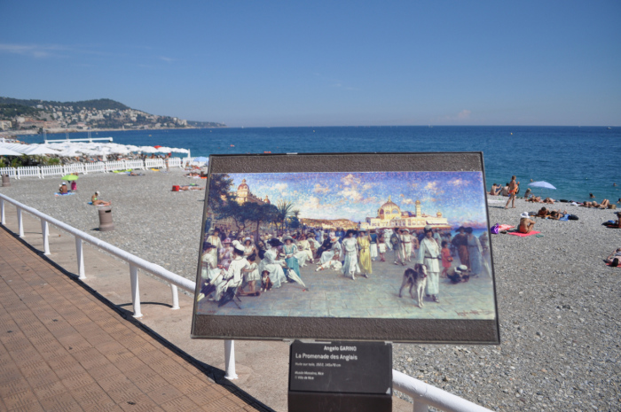 Verão na Europa - Contraste histórico em Nice em Cote d’Azur, França