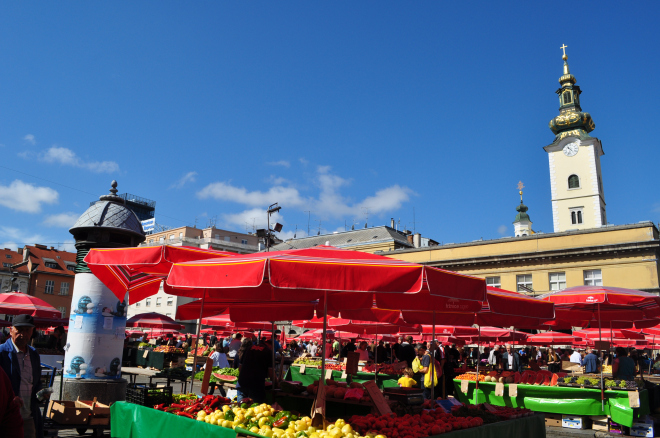 Roteiro com o que ver em Zagreb na Croácia - Mercado Dolac