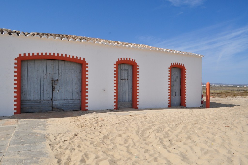 Detalhes da recepção em Portugal – Praia do Barril em Tavira