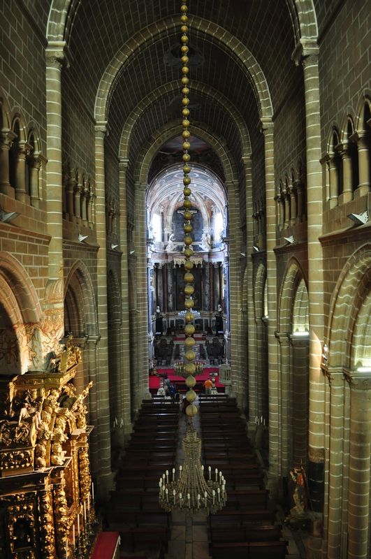 Interior da Catedral da Sé em Évora