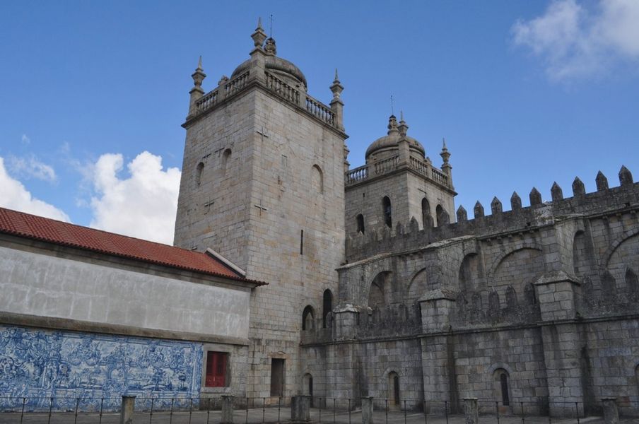 Roteiro de 2 dias com o que fazer na cidade do Porto em Portugal – Amor à primeira vista! - Catedral Sé do Porto