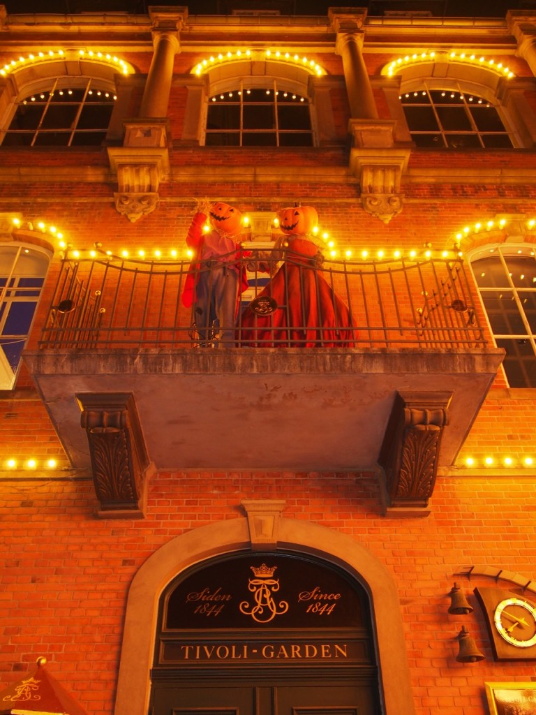 Copenhagen, Dinamarca – Visitando o Tivoli Gardens no Halloween