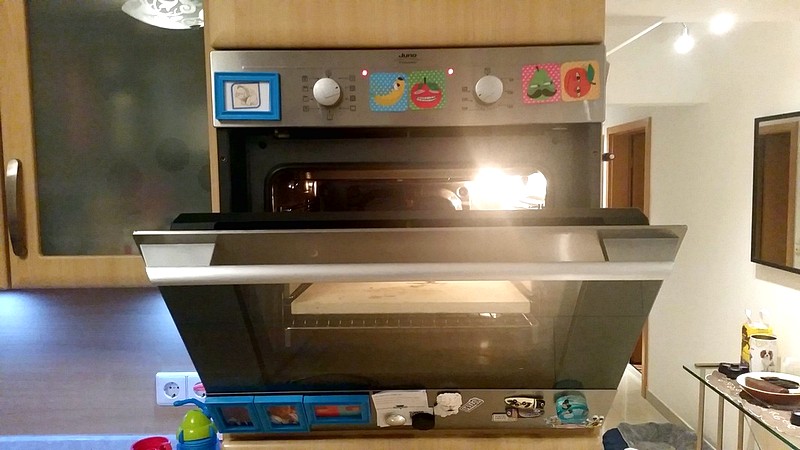Massa de Pizza Rápida - Pré-aquecer o forno no máximo (uns 250°)