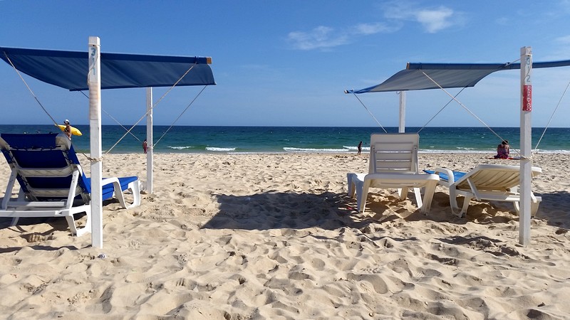 Praias mais bonitas da Região de Algarve em Portugal - Praia do Barril em Tavira