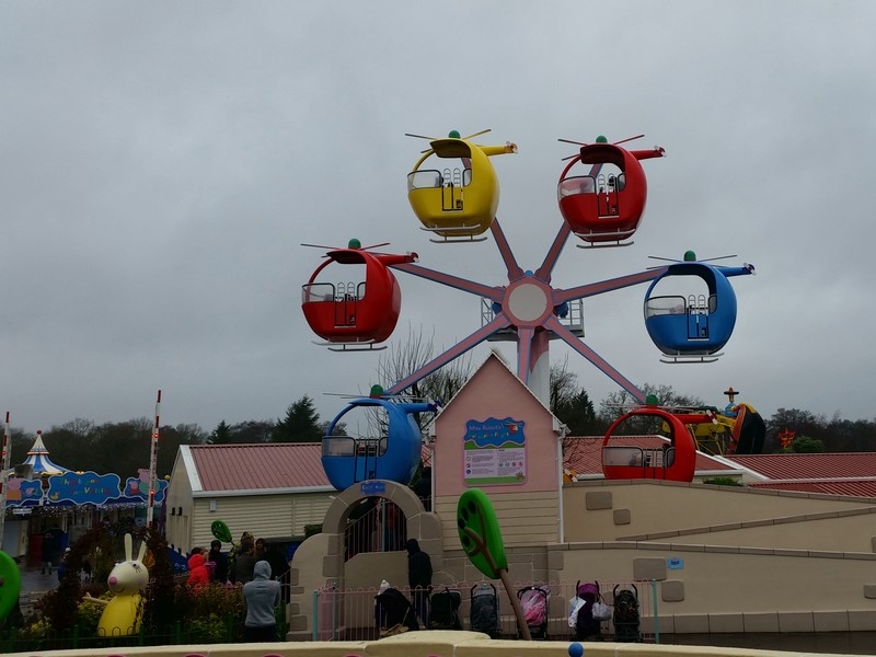 Parque da Peppa Pig (Peppa Pig World) - Brinquedos