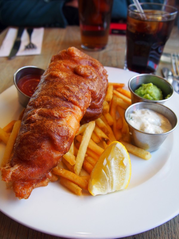 Comer em Londres - The Riverfront - Fish & Chips