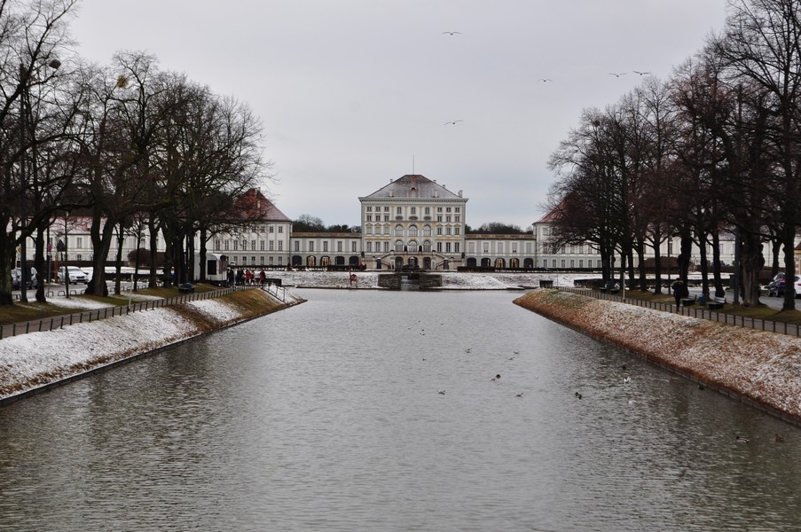 Roteiro de viagem para o Castelo Nyphemburg e English Garten em Munique na Alemanha - Neve