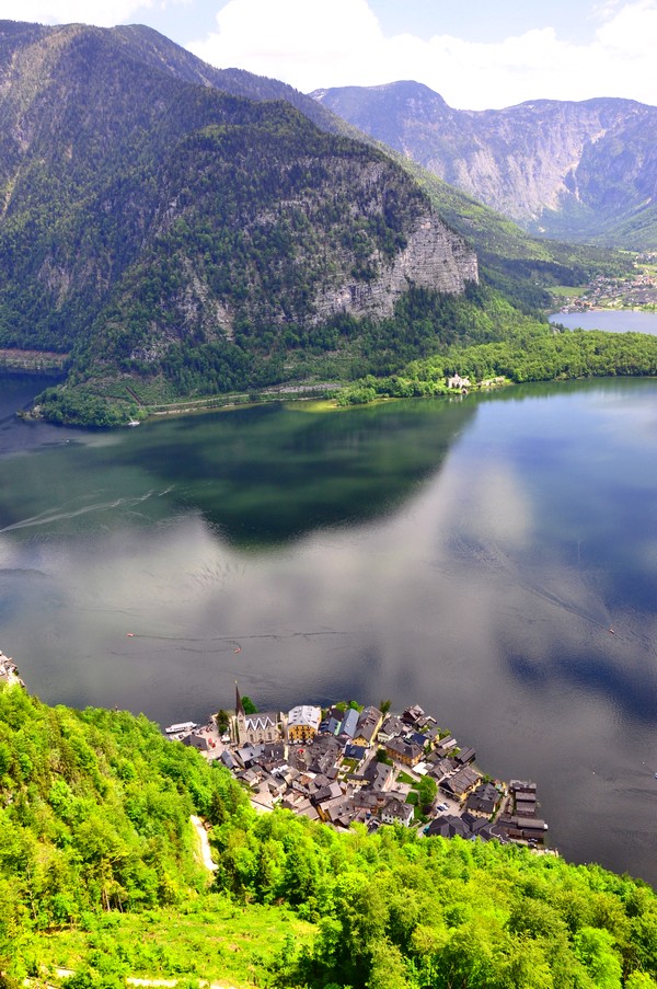 O que fazer em Hallstatt, um dos vilarejos mais bonitos do mundo na Áustria