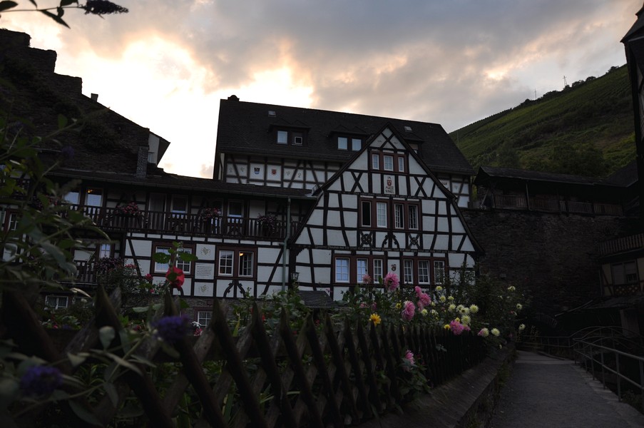 Bacharach Alemanha - Rua paralela a principal