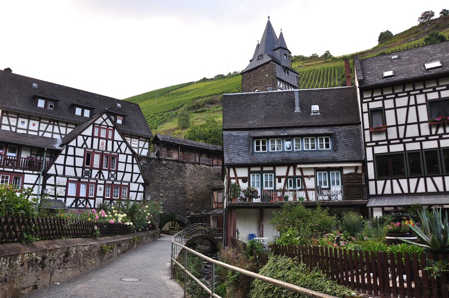 Bacharach Alemanha - Rua paralela a principal