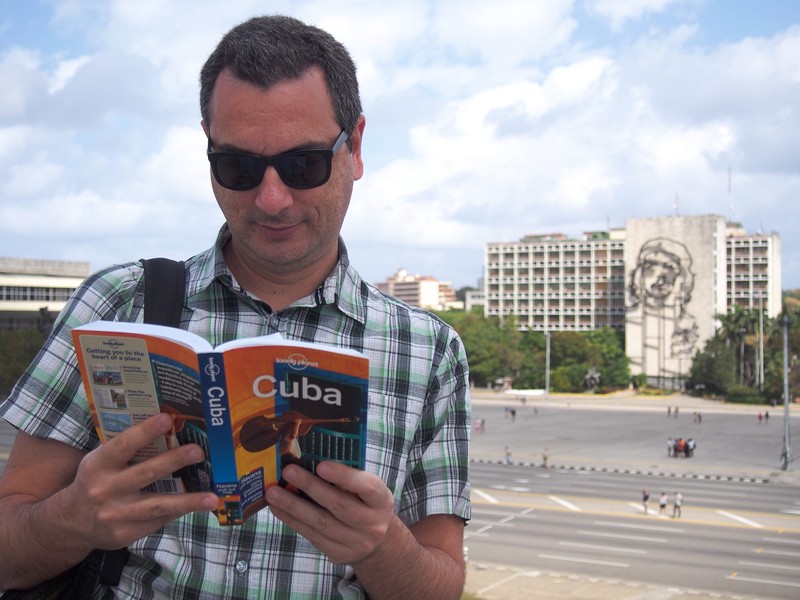 Roteiro de Viagem em Havana, Cuba, na famosa ilha de Che e Fidel - Praça da Revolución, onde se encontram as esculturas de Che e de Camilo Cienfuegos