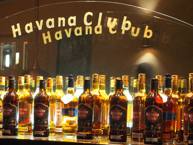 Roteiro de Viagem em Havana, Cuba, na famosa ilha de Che e Fidel - Casa Blanca, Museu do rum do Havana Club
