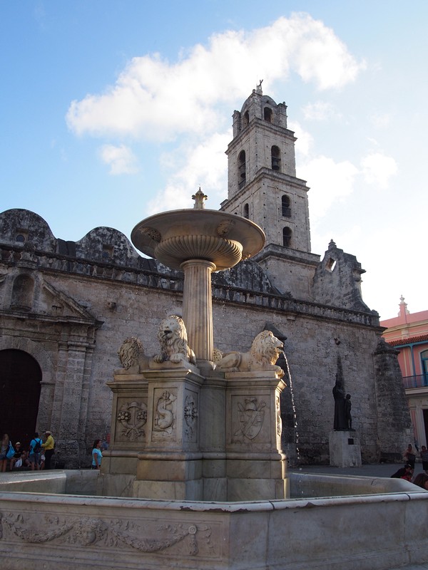 Roteiro de Viagem em Havana, Cuba, na famosa ilha de Che e Fidel - Casa Blanca, Basílica San Francisco de Assis