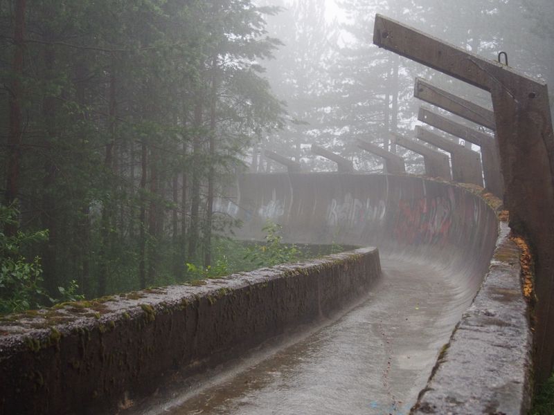 Pista de Bobsled e Luge dos Jogos Olímpicos de 1984 em Sarajevo