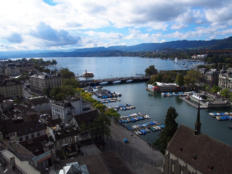 O que fazer em Zurique - Vista da Grossmünster Kirche