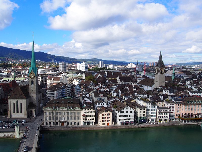 O que fazer em Zurique - Vista da Grossmünster Kirche