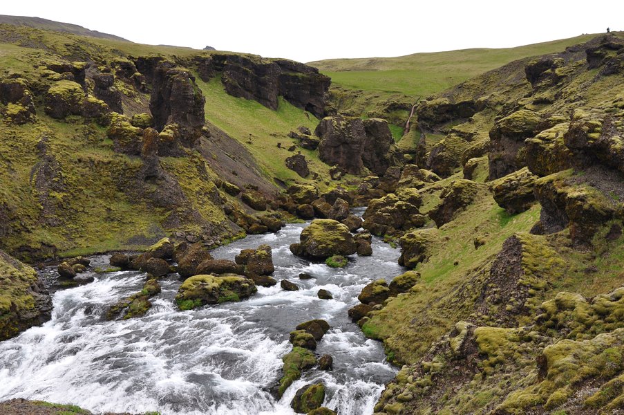 viagem islandia skógafoss - vista da parte de cima da cachoeira