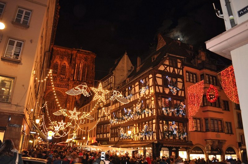 Calendário de Mercados de Natal - Marché de Noël em Strasbourg na Região da Alsácia, França