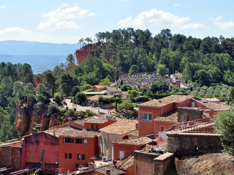 As Mais Belas Vilas da França - Roussillon uma das Les Plus Beaux Villages de France em Provença, França