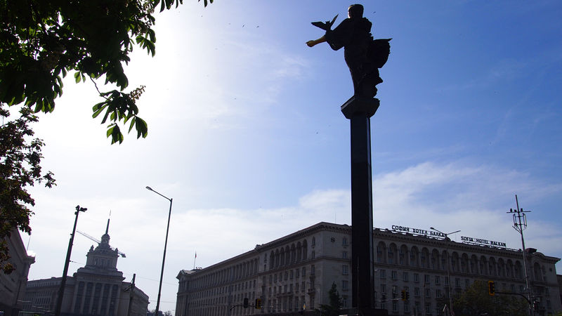 roteiro viagem sofia bulgaria - Estátua de Santa Sófia, a padroeira da cidade
