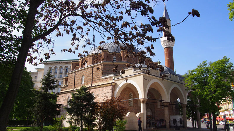 roteiro viagem sofia bulgaria - Mesquita Banya Bashi, a última da época otomana.