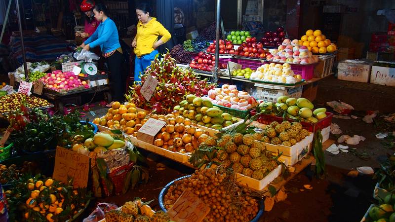 Passeio Ho Chi Minh Vietnam - Feira Noturna onde se vende de tudo