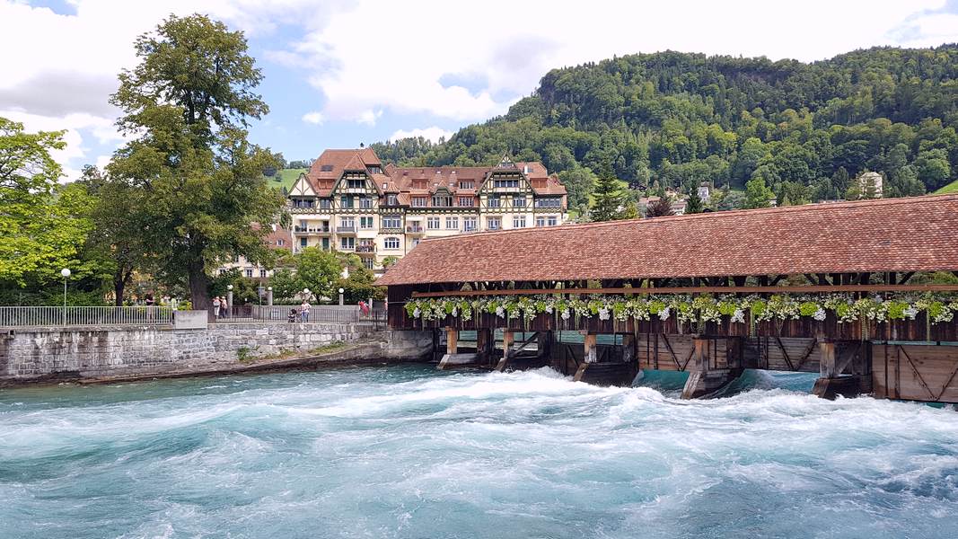 Untere Schleuse em Thun