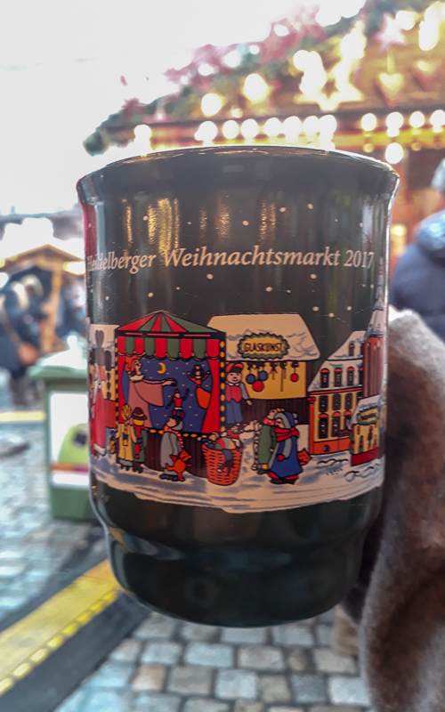 Mercado de Natal Heidelberg Alemanha - Glühwein para aguentar o frio