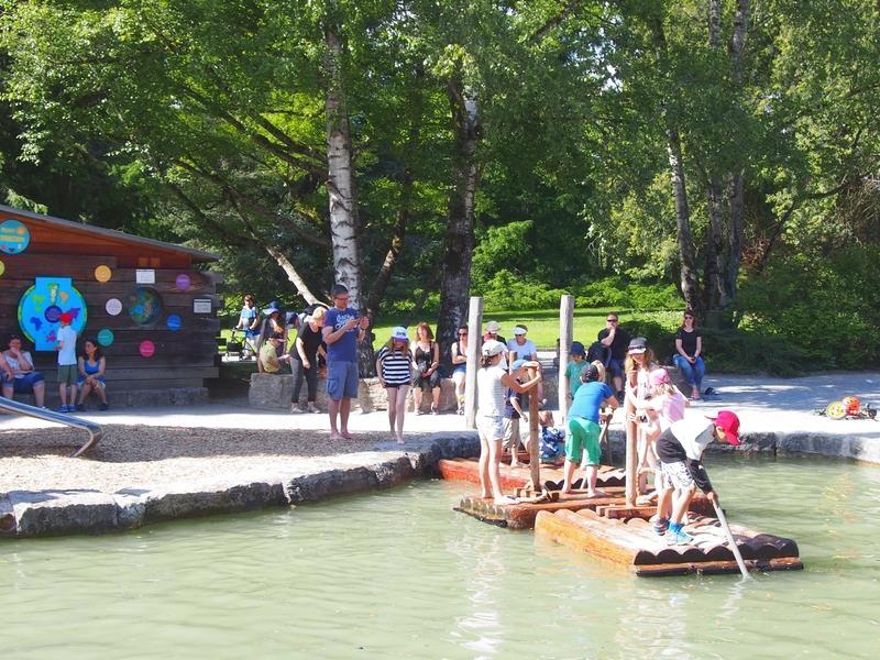 Blumeninsel Mainau, a ilha das flores no lago de Constança na Alemanha - Área para as crianças (Mainau Kinderland)