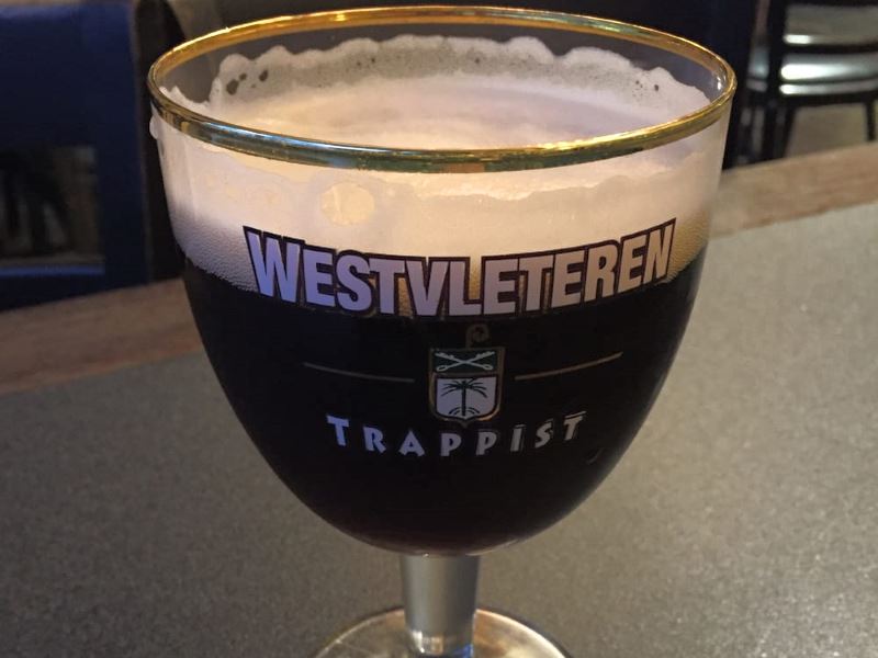 Podcast Histórias de Viagem #07 - A melhor cerveja do mundo em Westvleteren, Bélgica