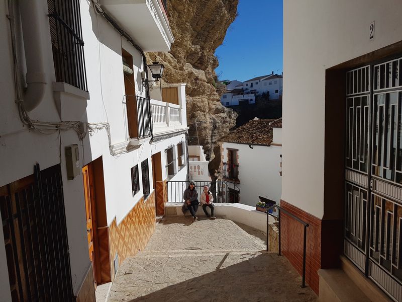 Rota dos Pueblos Blancos, um passeio perfeito na região da Andaluzia na Espanha - Setenil de las Bodegas