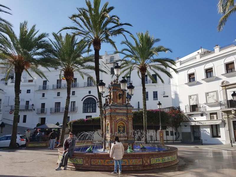 Rota dos Pueblos Blancos, um passeio perfeito na região da Andaluzia na Espanha - Vejer de la Frontera, Plaza de Armas