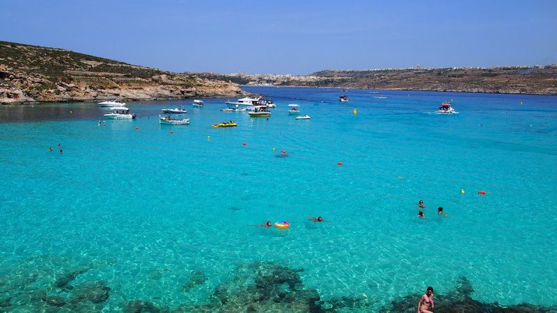 Blue Lagoon na ilha de Comino em Malta