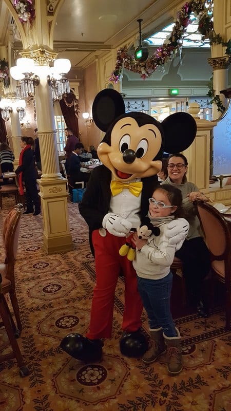 Natal na Disneyland Paris – Hotel, roteiro e plano de refeições - Mickey
