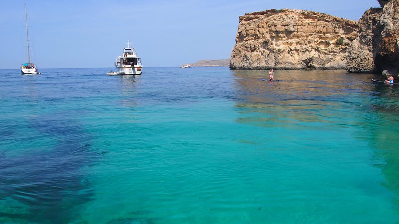 Blue Lagoon na ilha de Comino em Malta