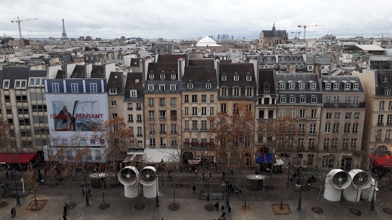 Luzes de Natal em Paris na França