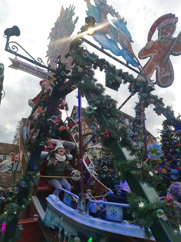 Mercado de Natal para crianças na cidade de Colmar