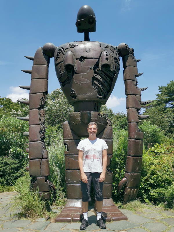 Robo do filme O Castelo no Céu protetor do Museum Ghibli