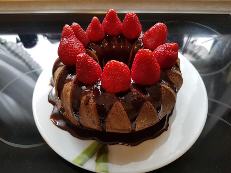 Receita de bolo de cenoura com cobertura de chocolate | Lembranças do Brasil