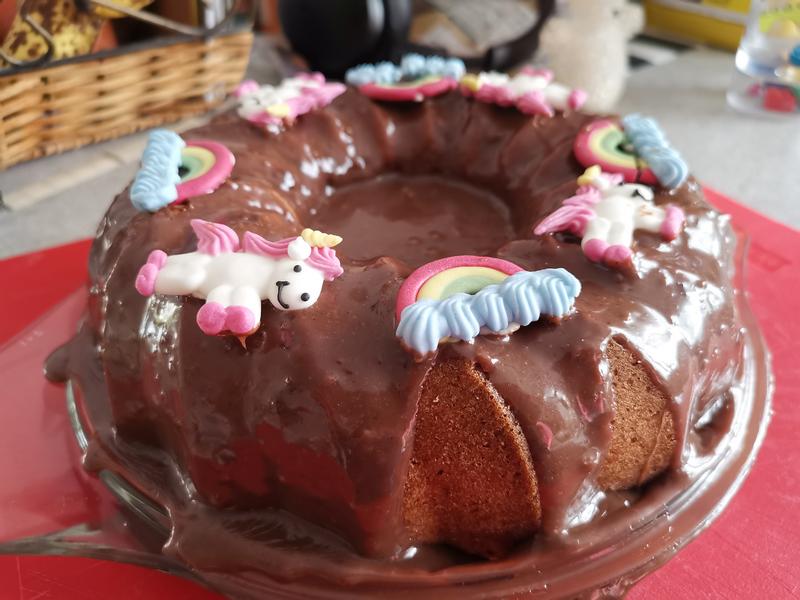 Receita de bolo de cenoura com cobertura de chocolate | Lembranças do Brasil