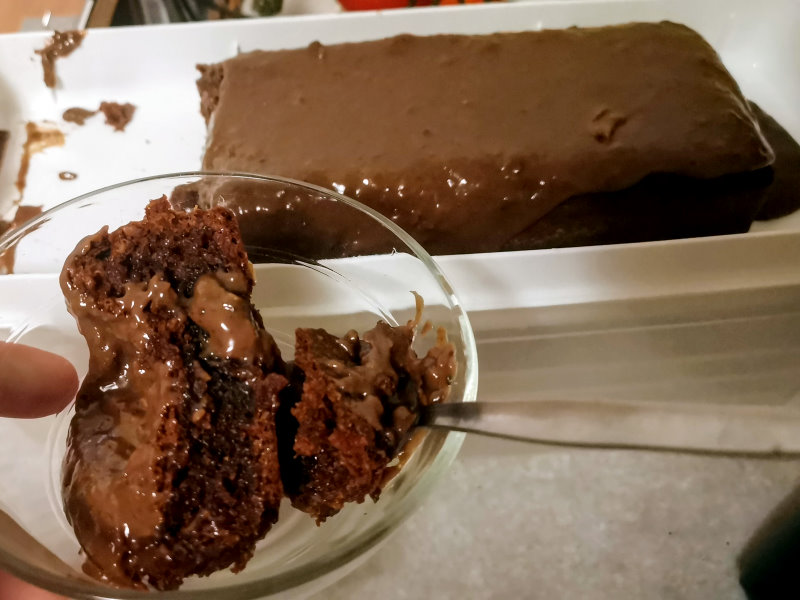 Receita de bolo de chocolate fácil, fofinho e gostoso | Lembranças do Brasil