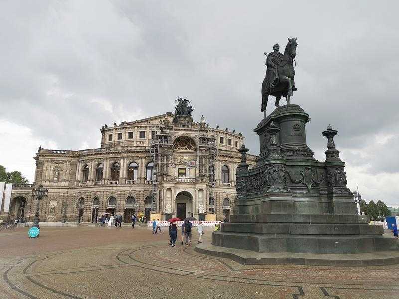 O que fazer em Dresden na Saxônia, Alemanha – Dicas de Viagem - Ópera de Dresden, a Semperoper