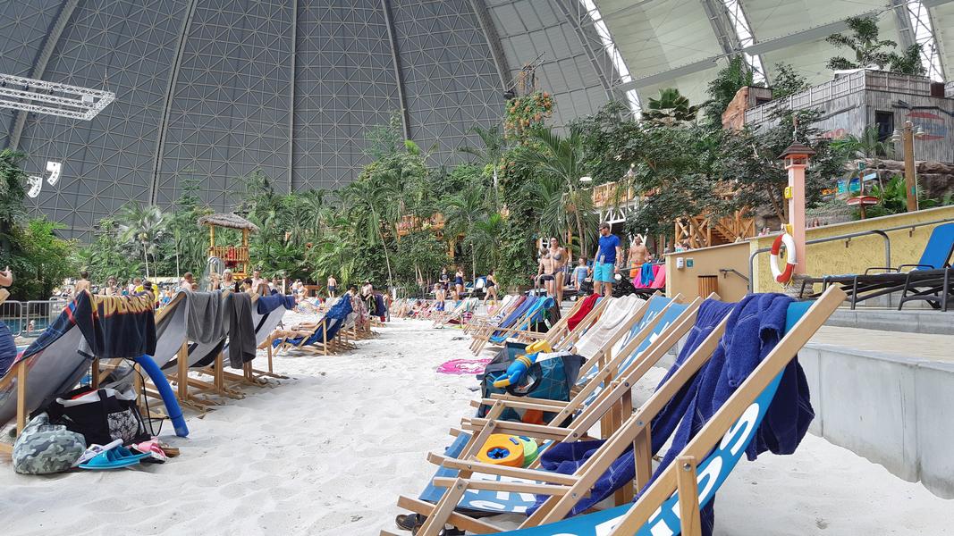 Tropical Island Resort, o maior parque aquático do mundo na Alemanha - Tudo lotado