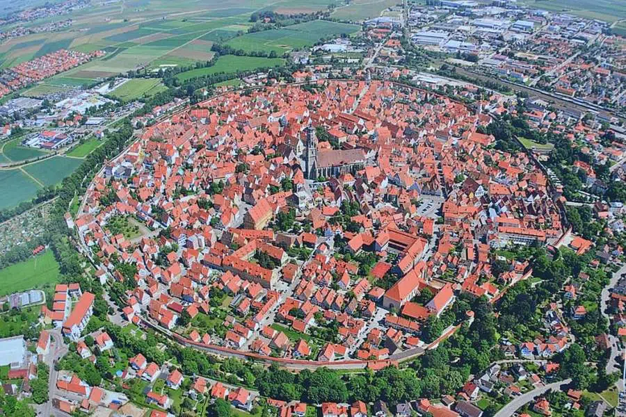 Nordlingen Wall and Crater