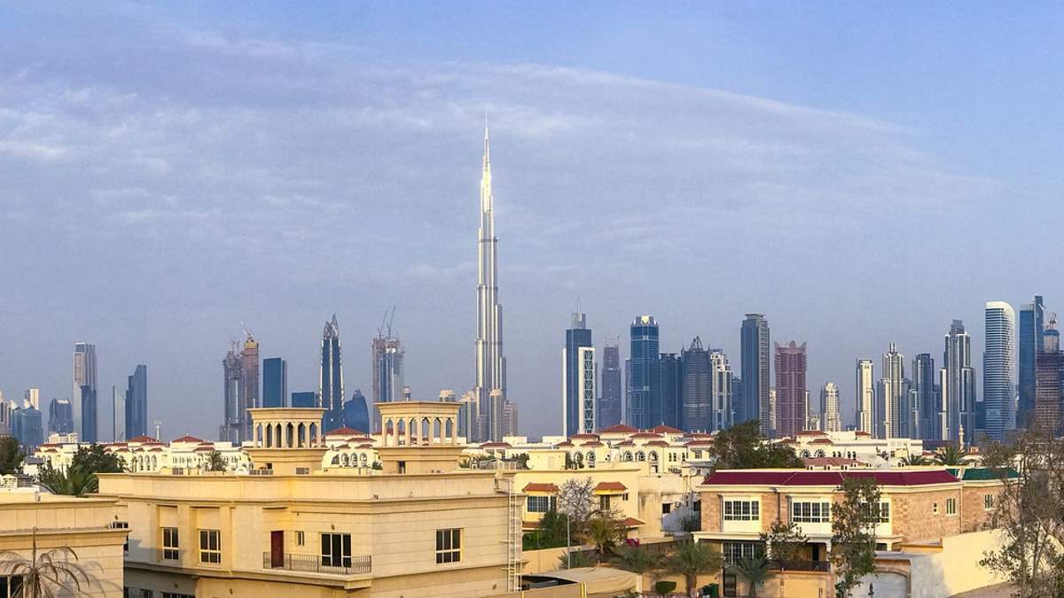 DUBAI  FONTES DO BURJ KHALIFA - QUAL MELHOR LUGAR E HORÁRIO PARA ASSISTIR  AO SHOW DAS FONTES GRÁTIS 