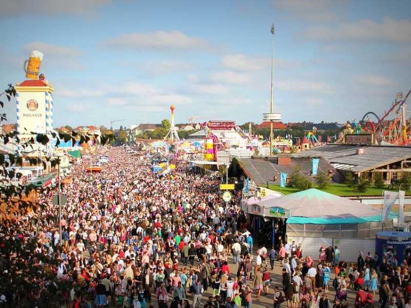 É seguro ir para a Oktoberfest?